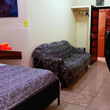 Maxroomz San Ignacio Luaran gambar