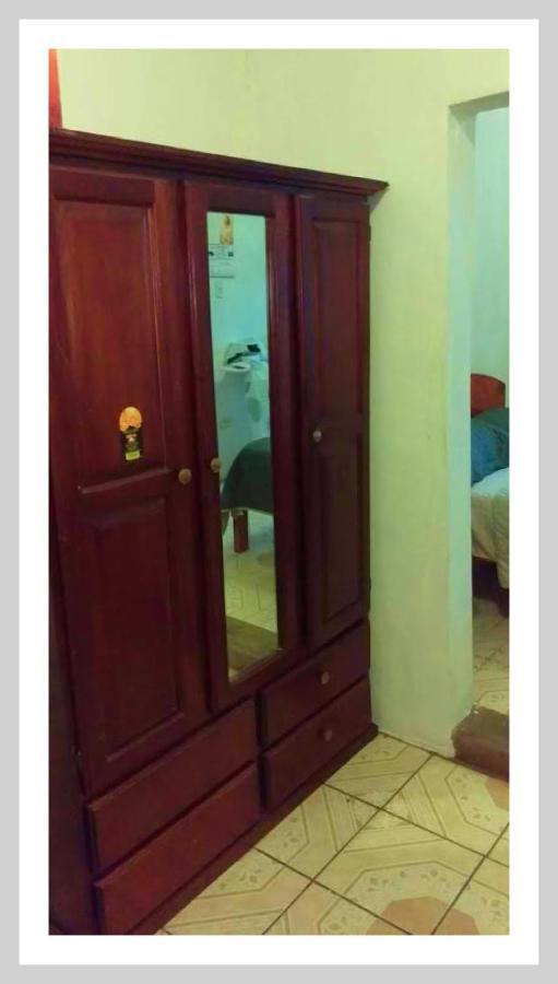 Maxroomz San Ignacio Luaran gambar
